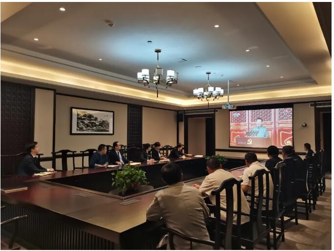 【慶祝建黨100周年】一滕集團(tuán)組織收看慶祝中國(guó)共產(chǎn)黨成立100周年大會(huì)