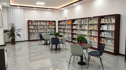 ***榮譽(yù)！一滕集團(tuán)“***全國總工會職工書屋示范點(diǎn)” 正式授牌