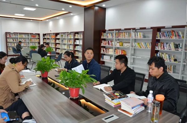 【春意正濃沐書香 享閱時(shí)光話成長(zhǎng)】一滕集團(tuán)組織開展世界讀書日讀書分享活動(dòng)
