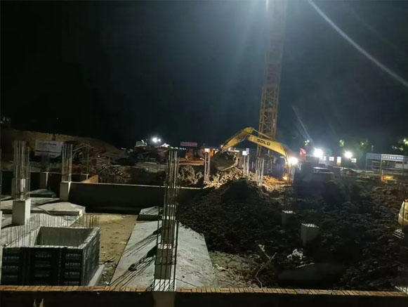 【快訊】一滕建設集團承建的東營恒昌項目迎來主體結(jié)構封頂，受到業(yè)主方高度贊揚！