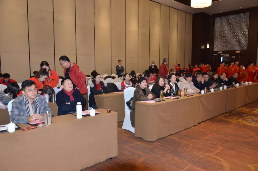 【關(guān)注】一滕集團2025年新春聯(lián)歡會節(jié)目彩排成功舉辦